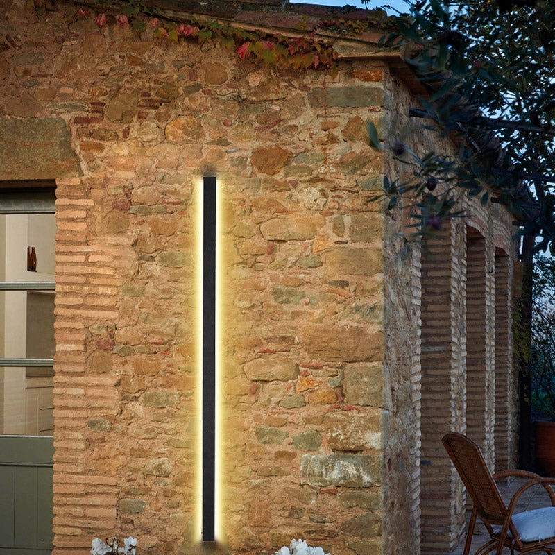 Modern Linear Outdoor Wall Light in Black, Dimmable LED