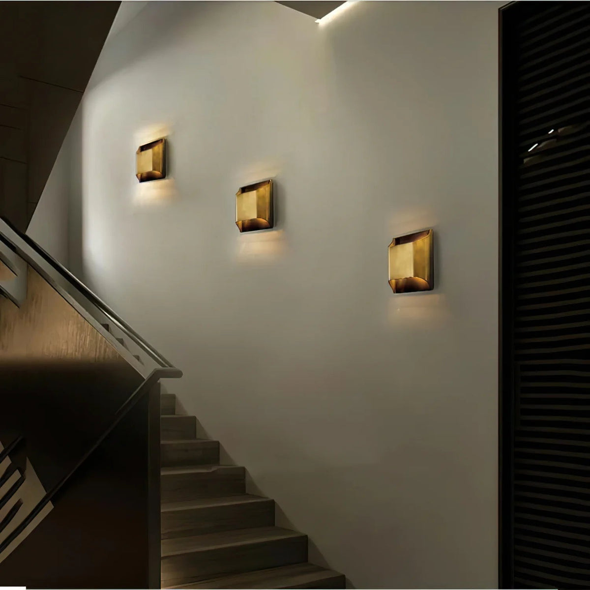Leclerc Form Brass Lamp