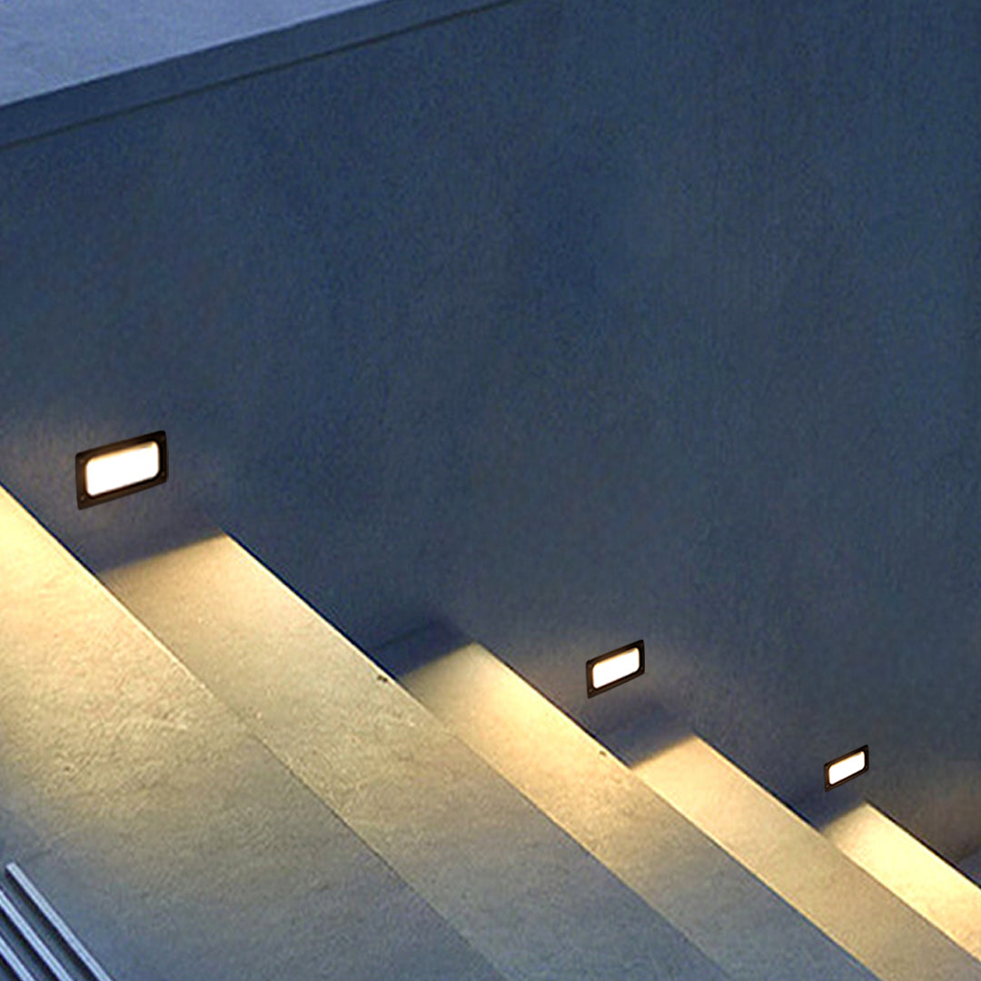 Recessed LED Step Light in Sand Gray Aluminum for Outdoor Stairs