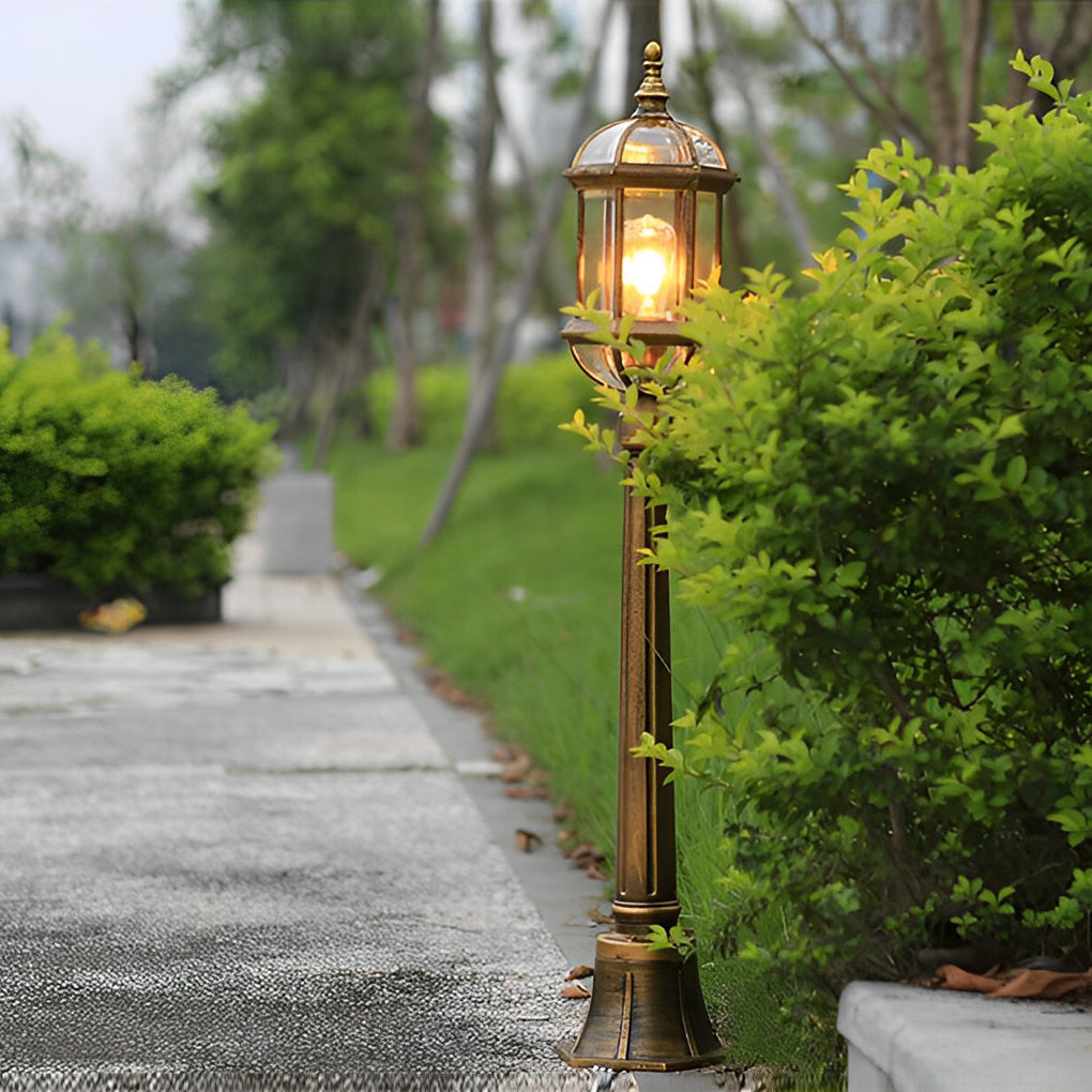 Golden European LED Pathway Lamp for Garden and Courtyard