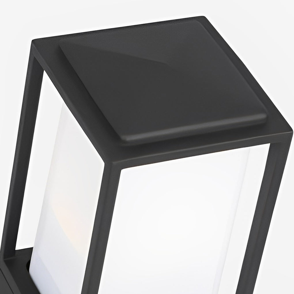 Cubic Aluminum LED Lawn Lantern for Modern Landscape Illumination
