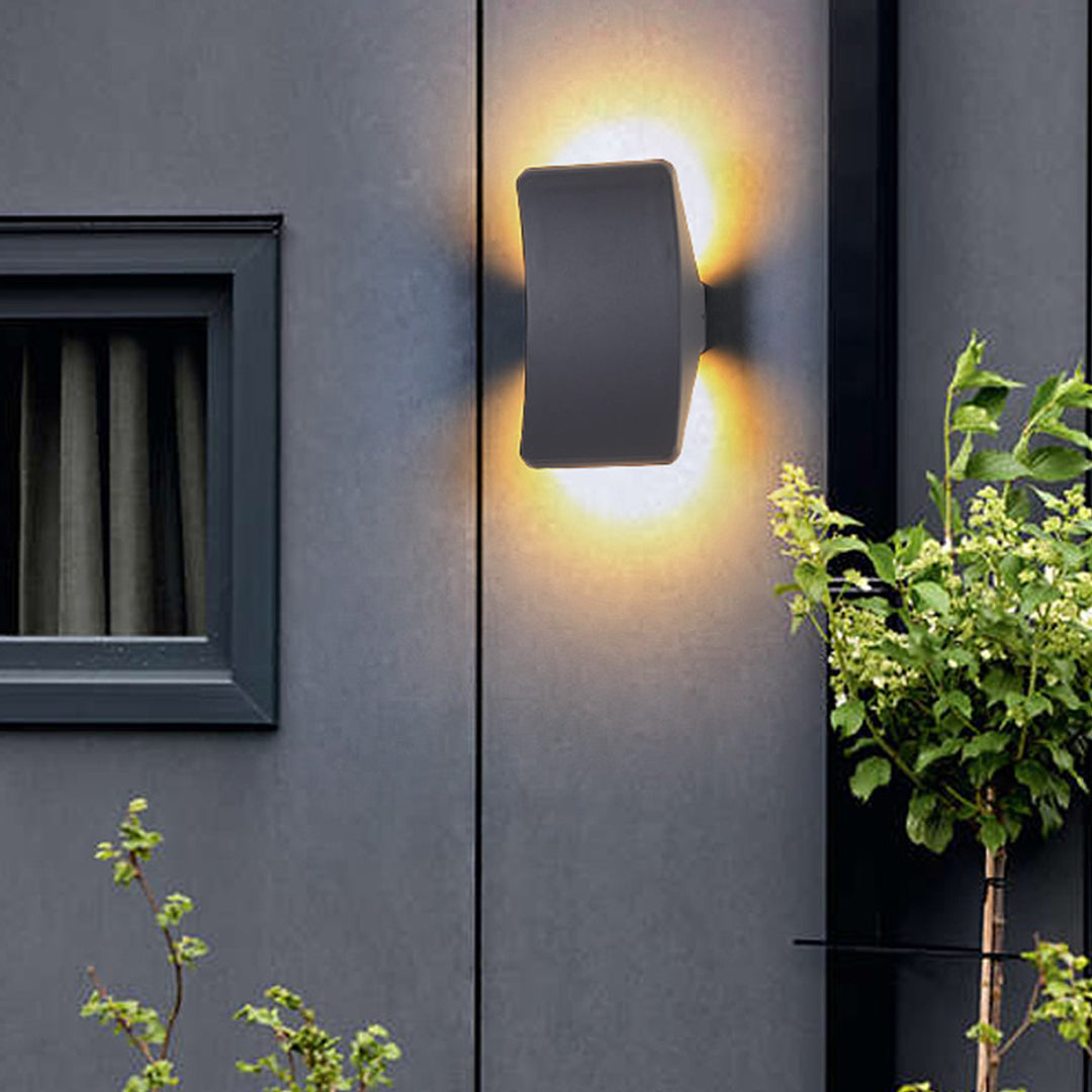 Minimalist LED Outdoor Wall Sconce in Sand Gray Aluminum