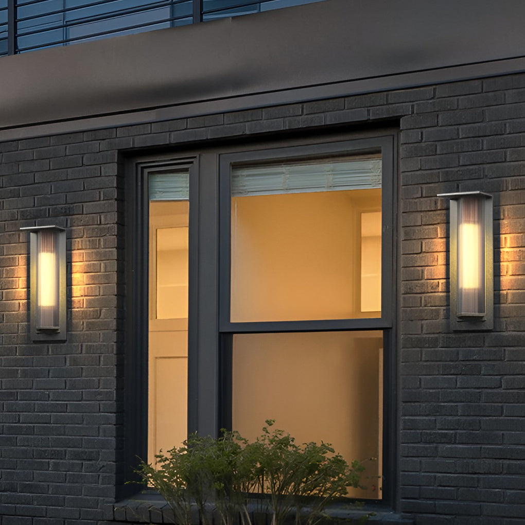 Solar Vintage Outdoor Wall Light Fixture