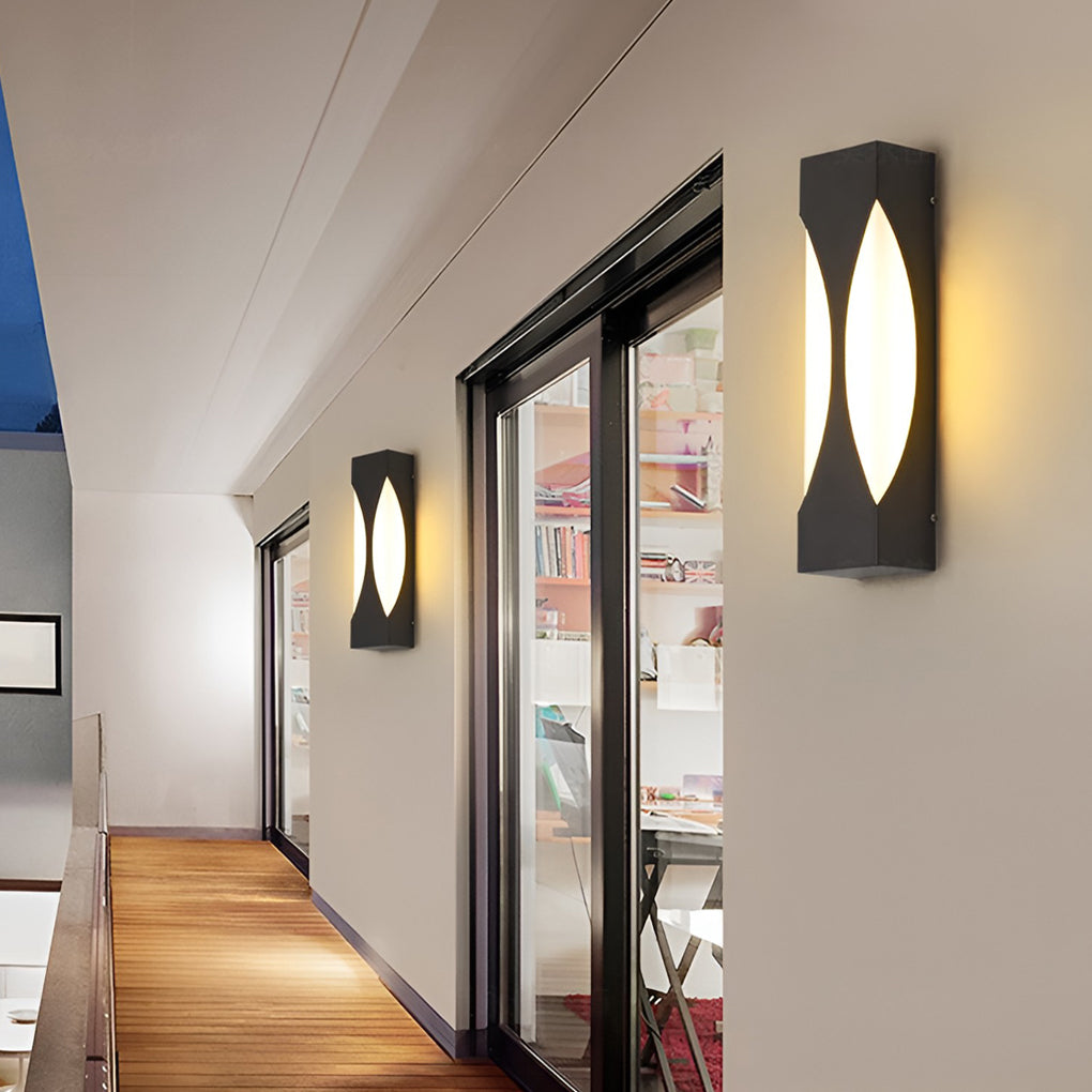Modern Outdoor Wall Sconce in Black Stainless Steel with LED Illumination