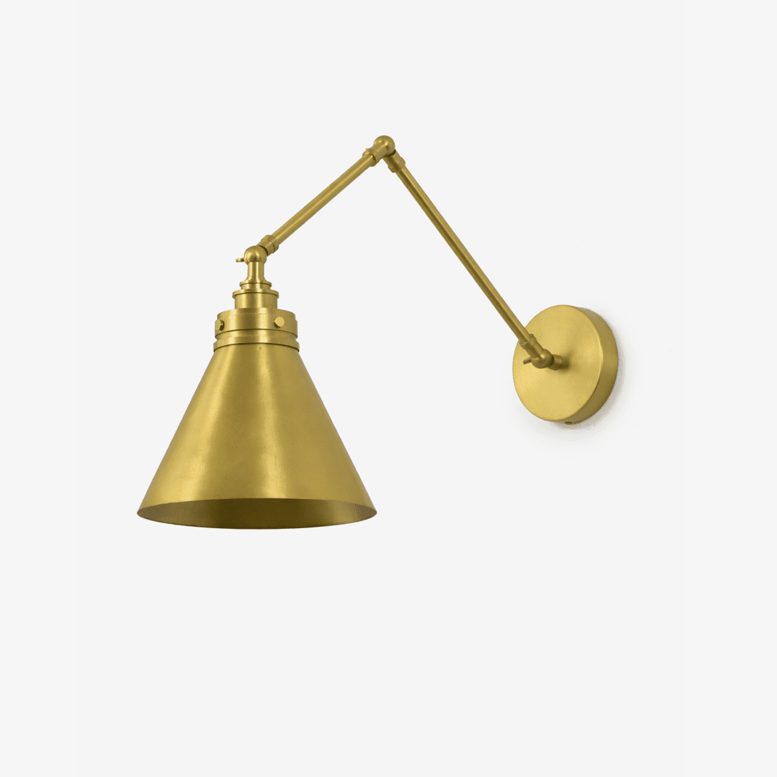 Edwin Swing Arm Wall Sconce in Brushed Brass – Adjustable Reading Light for Bedroom & Living Room