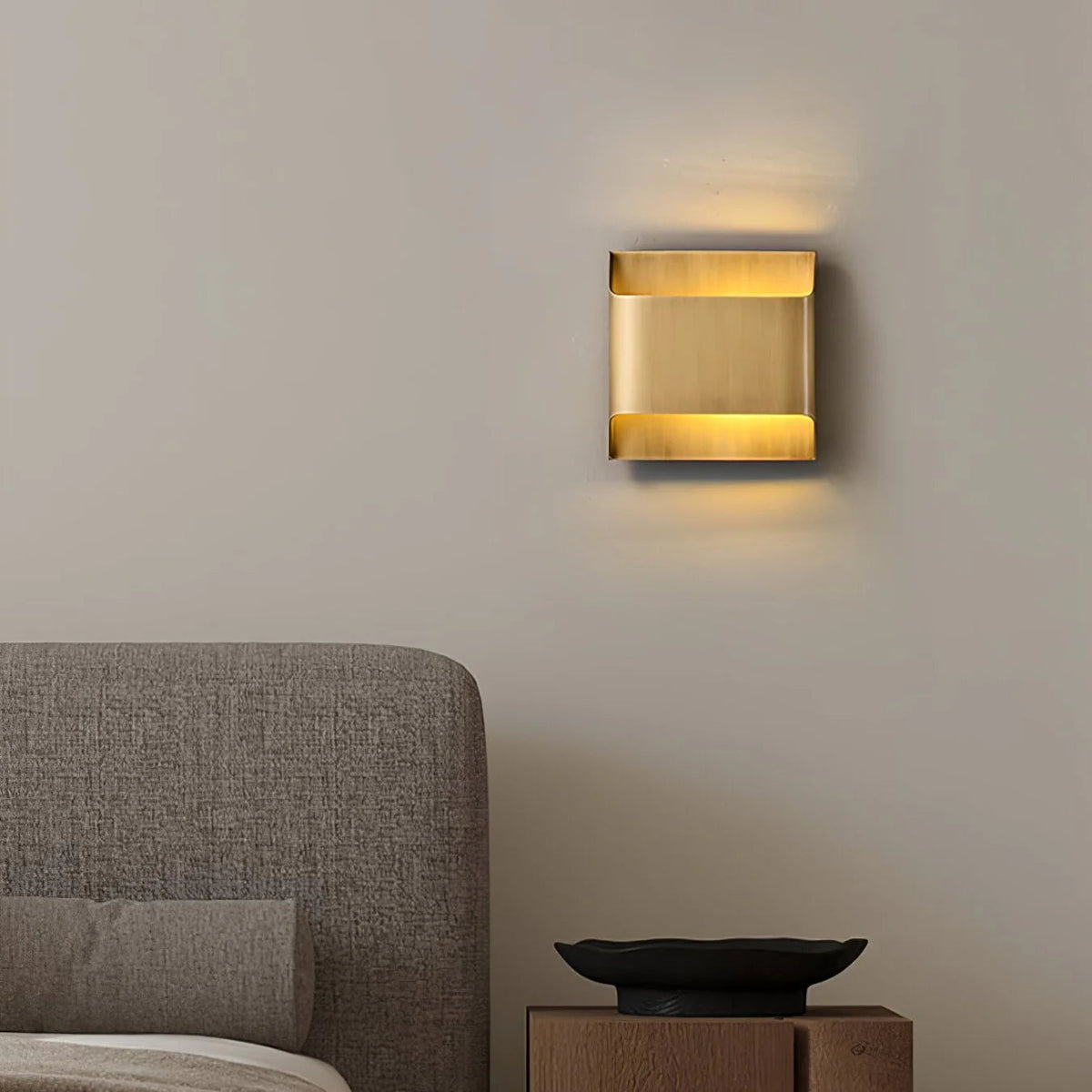 Leclerc Form Brass Lamp