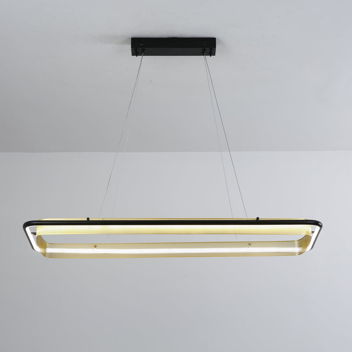 Modern Acrylic LED Round Chandelier for Dining Room and Living Room