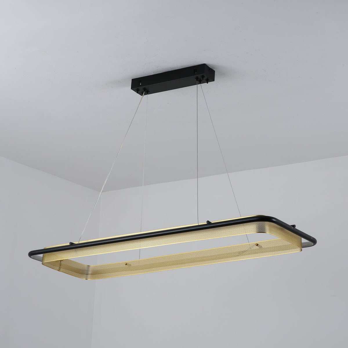 Modern Acrylic LED Round Chandelier for Dining Room and Living Room