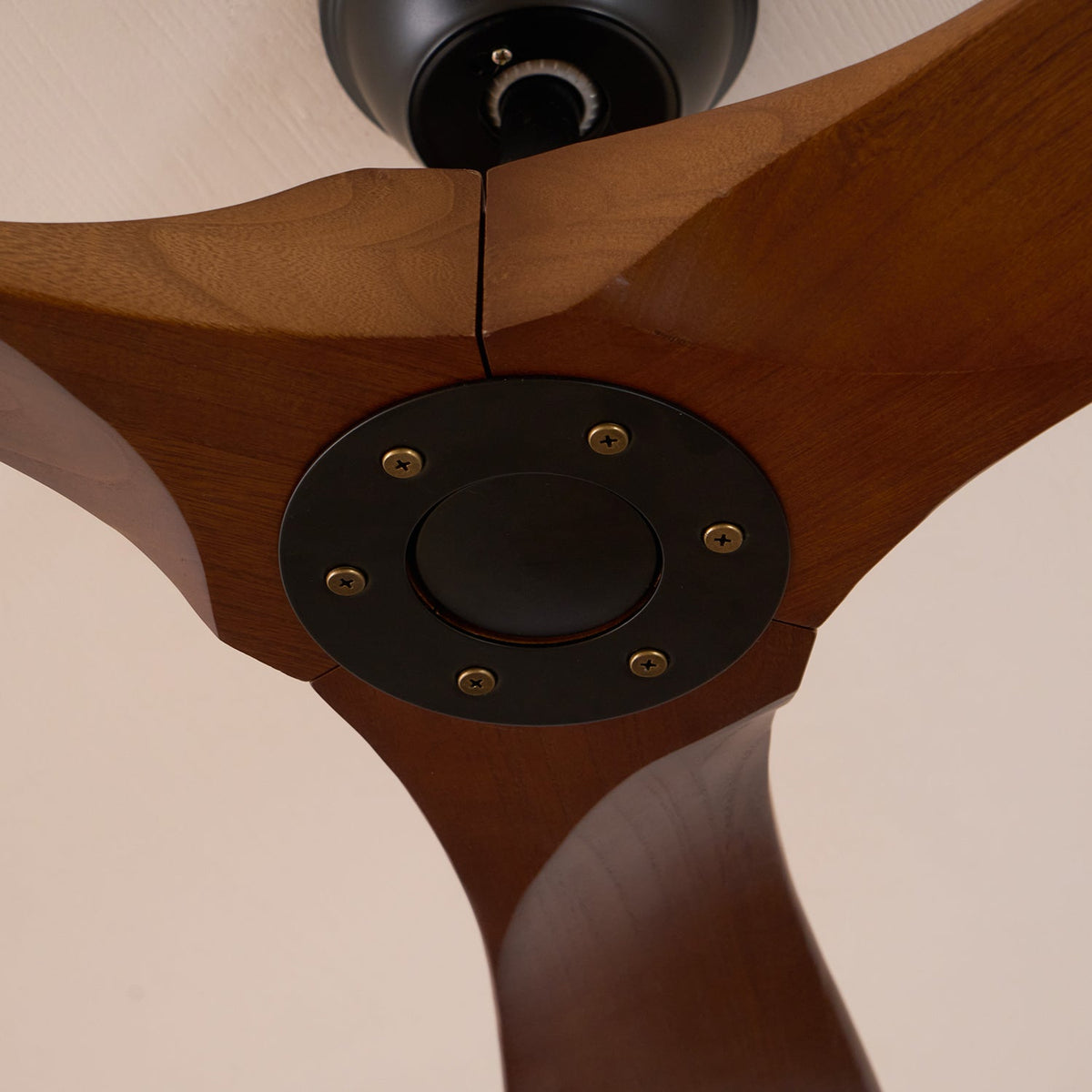 Aero Breeze Ceiling Fan — Sculpted Wood Blades & Whisper-Quiet DC Motor