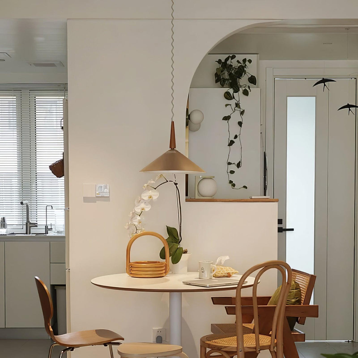 Agnes Retro Pendant Light with Retractable Cable, Mid-Century Modern Kitchen Island Lamp