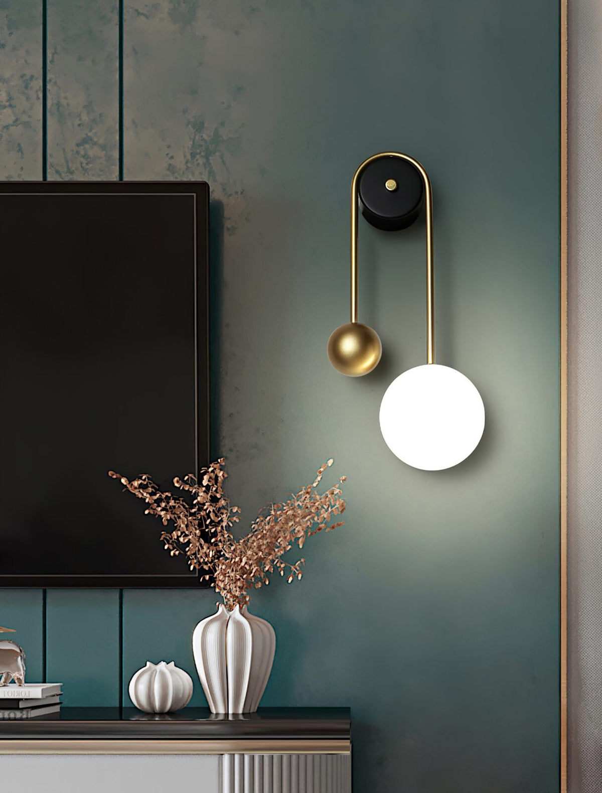 Aimee Single Pendulum Wall Light