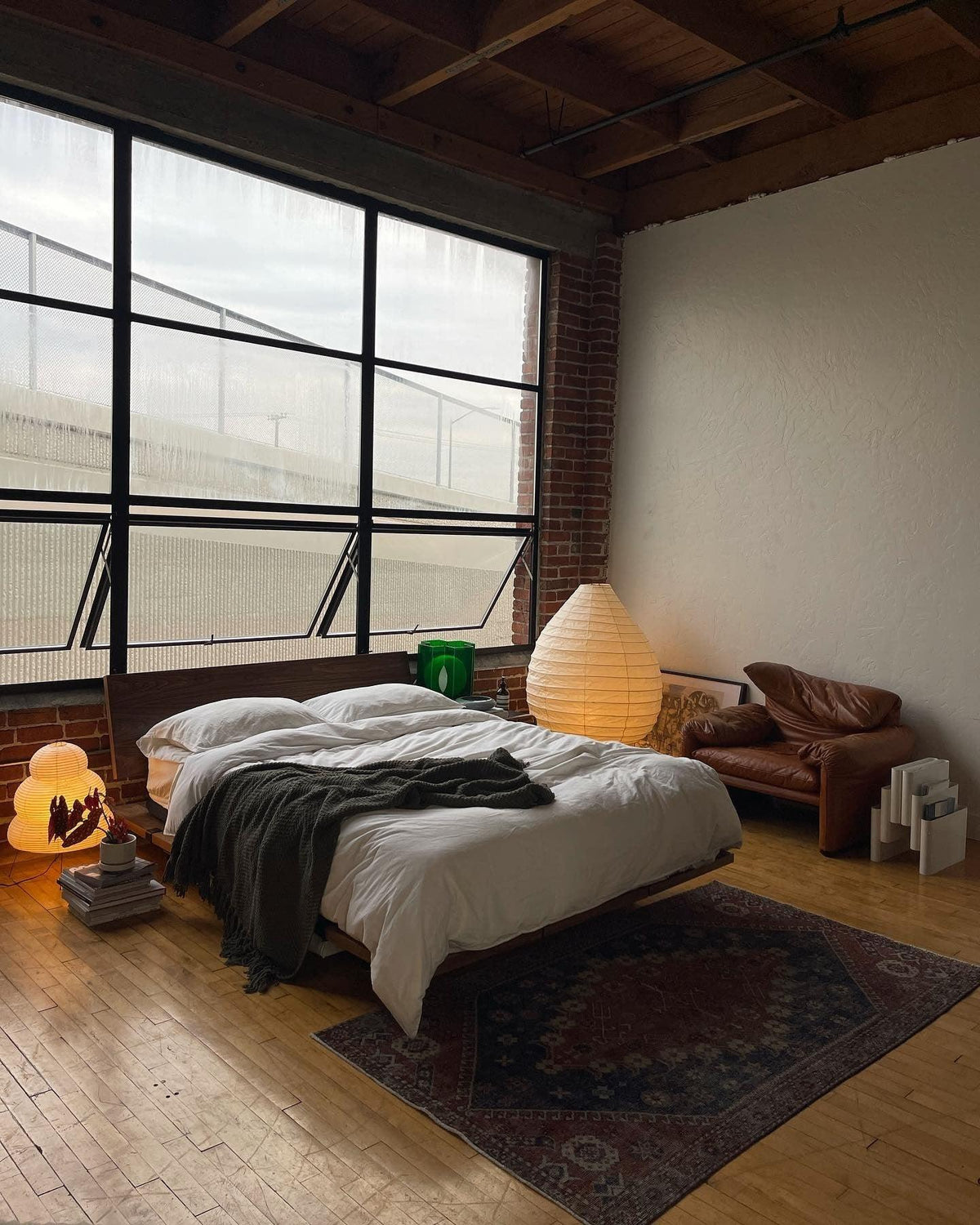 akari-table-lamp