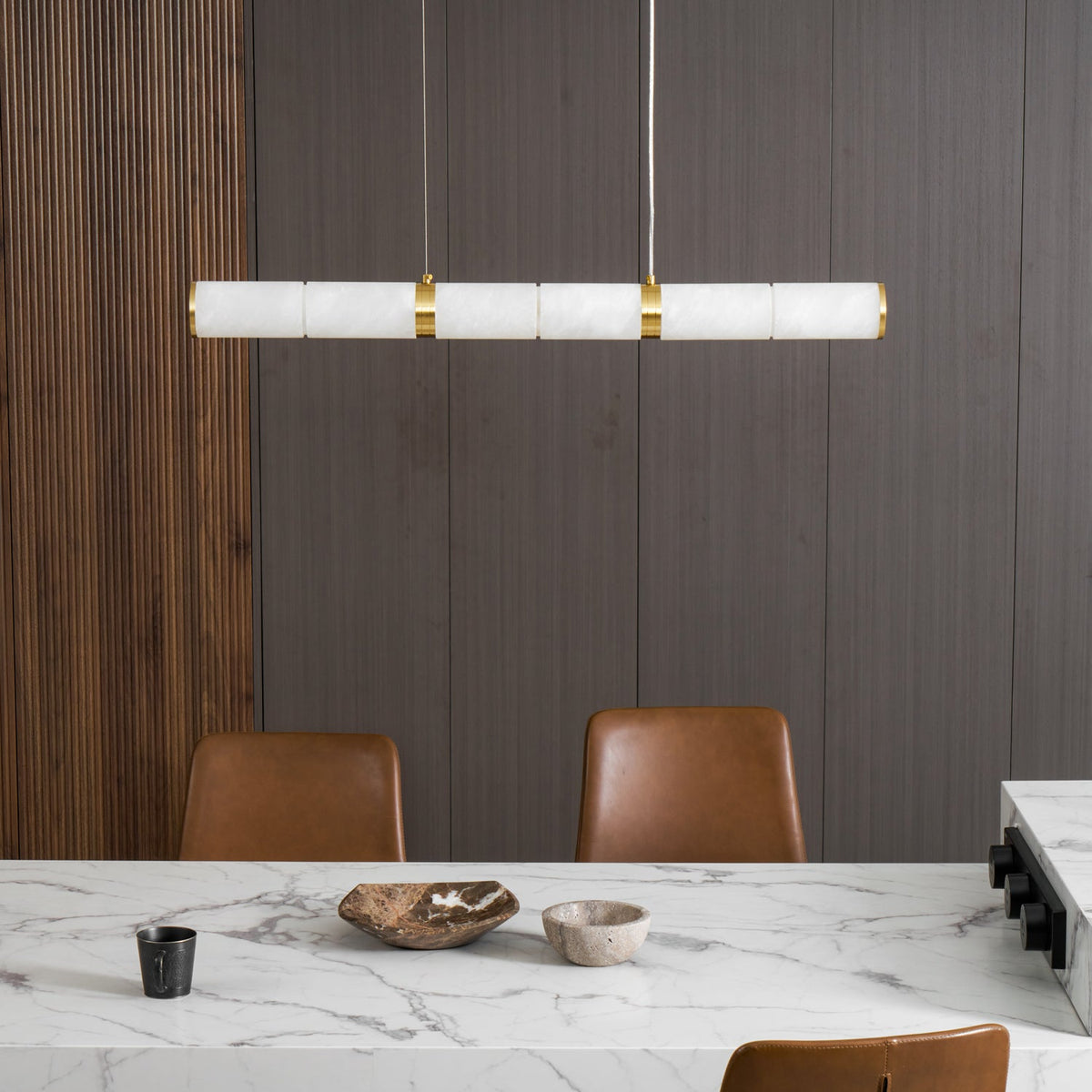 Alabaster Beam Linear Pendant Light in Brass for Modern Interiors