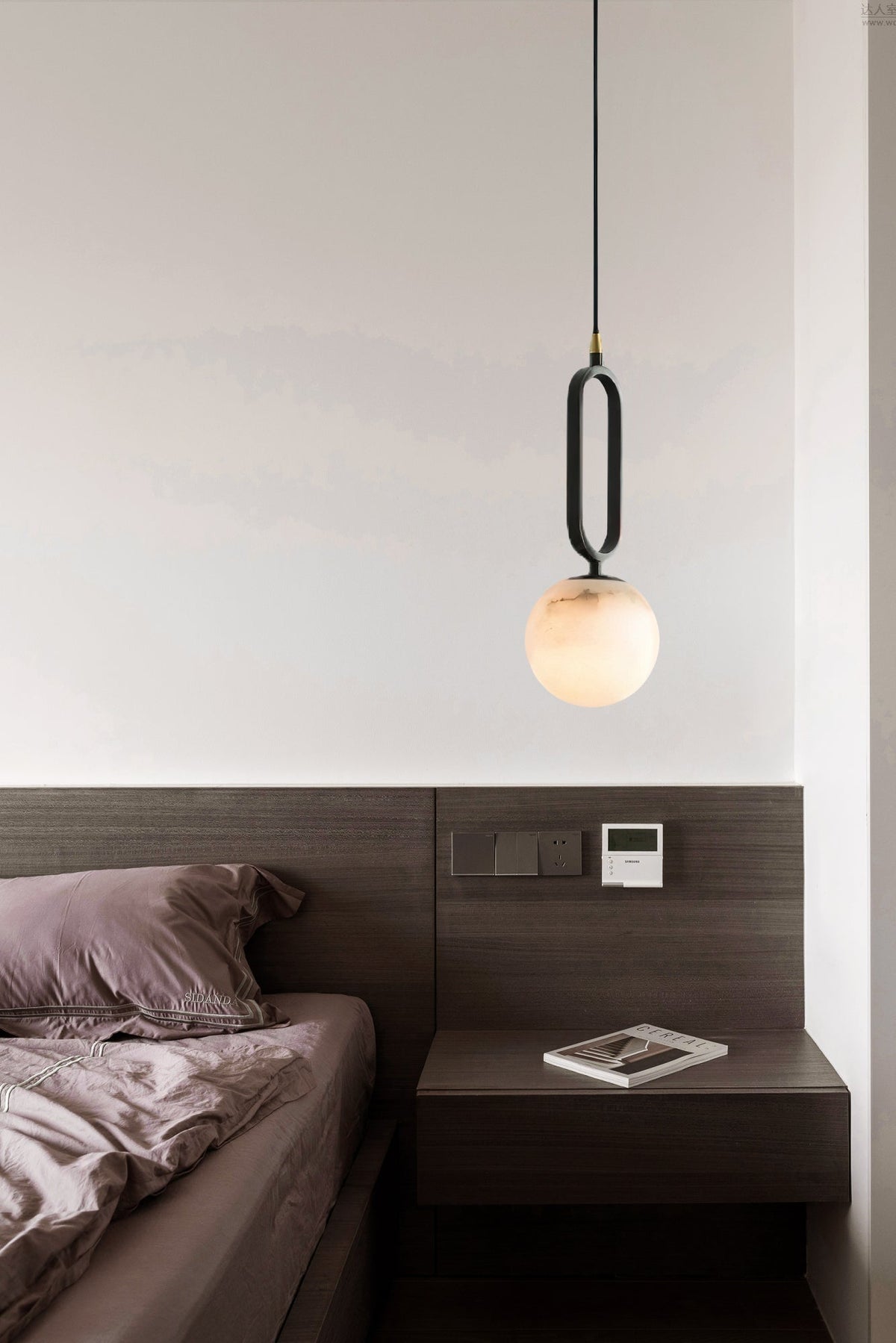 alabaster-ball-pendant-lamp
