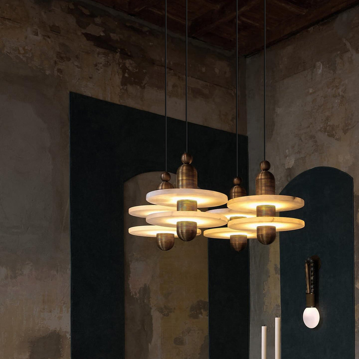alabaster-comet-pendant-lamp