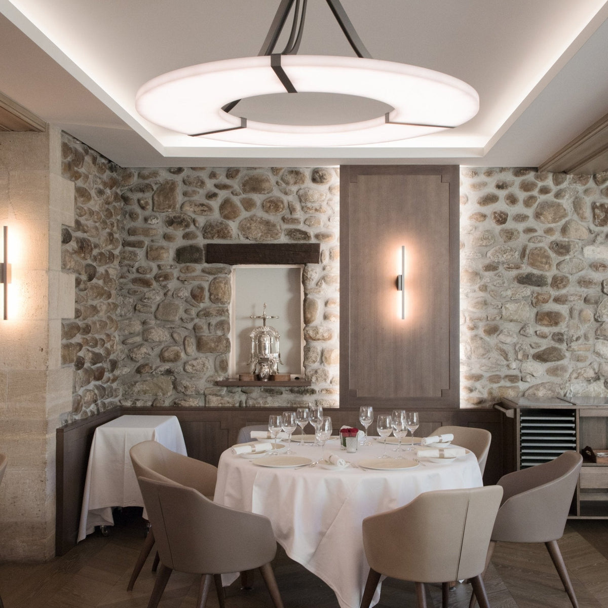Alabaster Halo Pendant Light – Modern Minimalist LED Chandelier