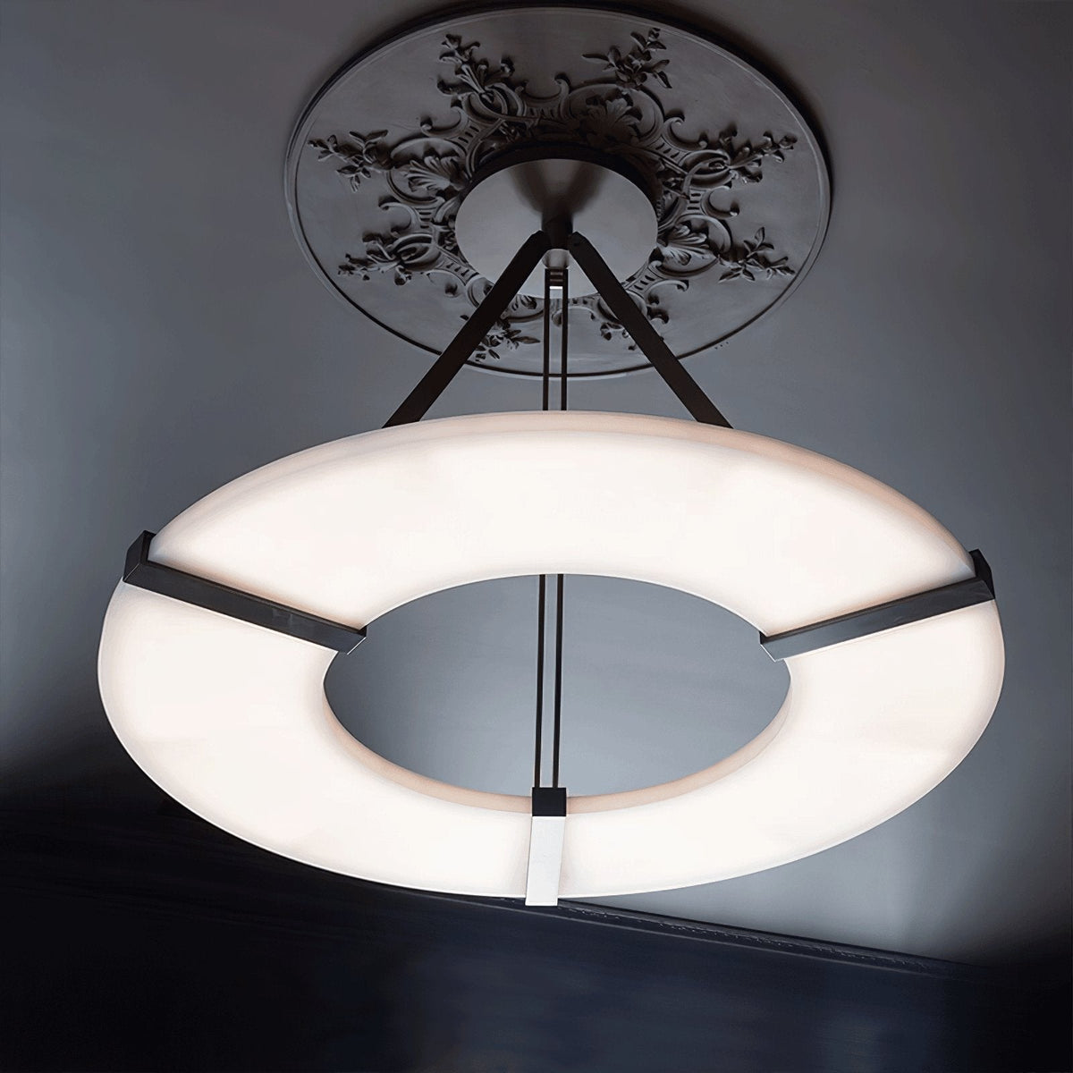 Alabaster Halo Pendant Light – Modern Minimalist LED Chandelier
