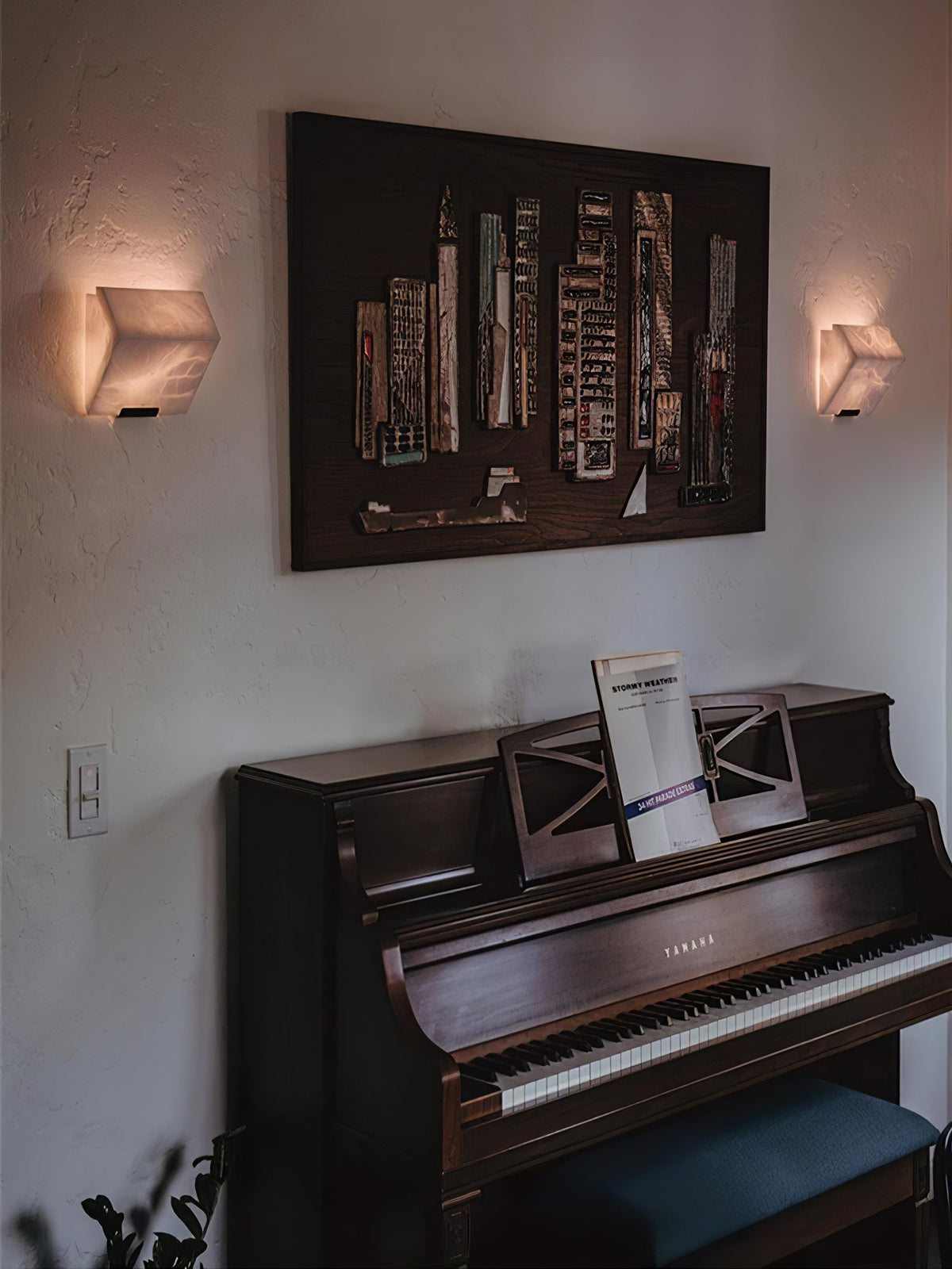 Alabaster Plug-In Wall Sconce with Integrated LED – Modern Staircase Lighting