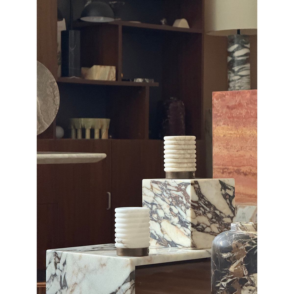 alabaster-striped-table-lamp
