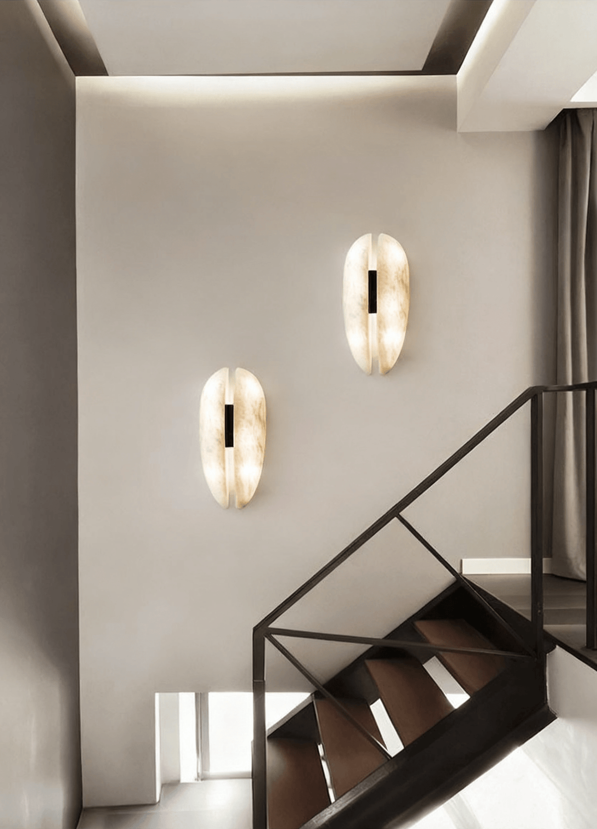 Alabaster Veil Wall Sconce – Modern LED Wall Light in Metal and Leather