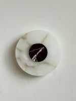 alba-alabaster-wall-lamp