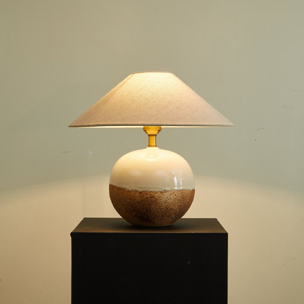 Alba Terra Ceramic Table Lamp with Linen Shade for Bedroom and Living Room