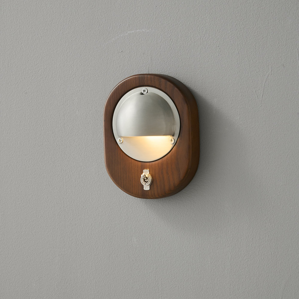 alfi-wall-lamp