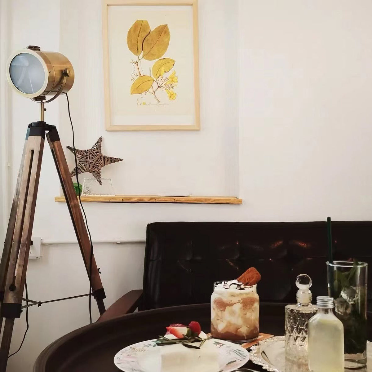 alfred-tripod-floor-lamp