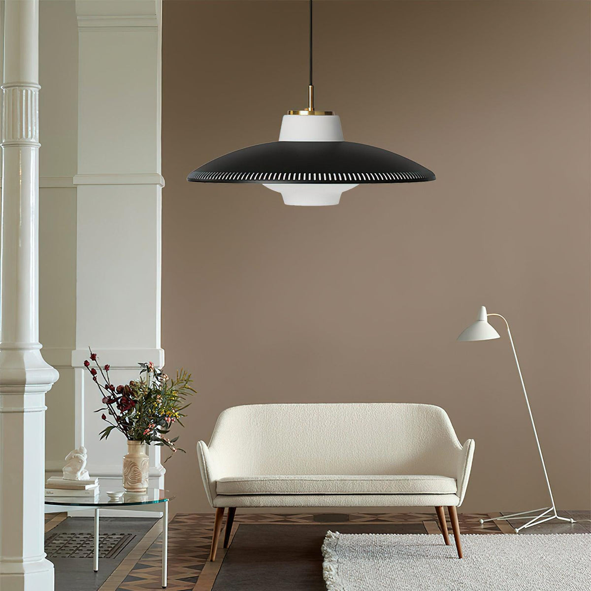 alien-frisbee-pendant-lamp