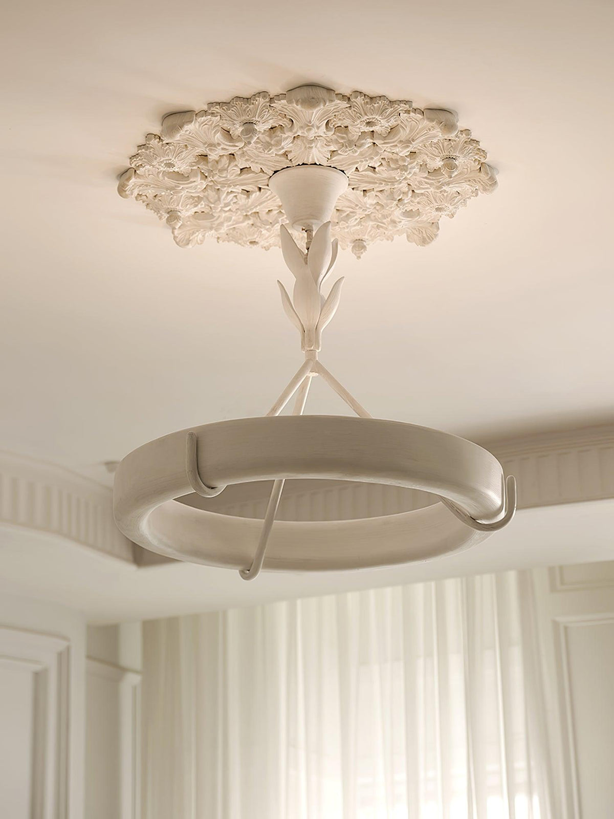 Plaster Ceiling Medallion with Integrated LED Lighting
