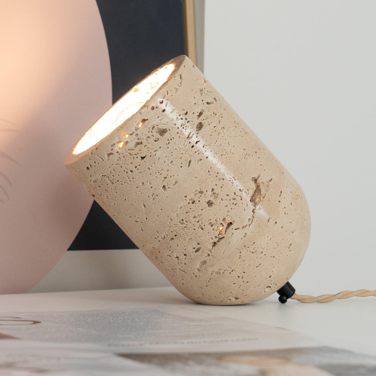 amidori-table-lamp