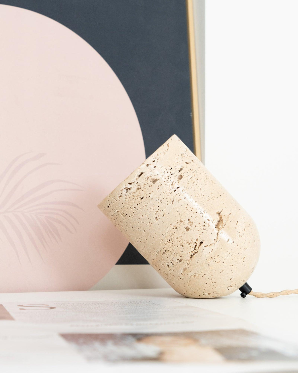 amidori-table-lamp