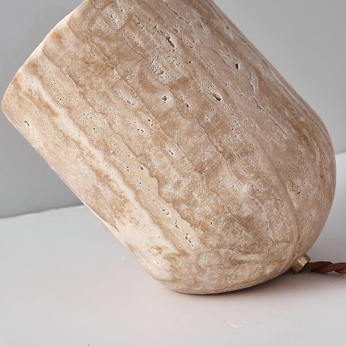 amidori-table-lamp