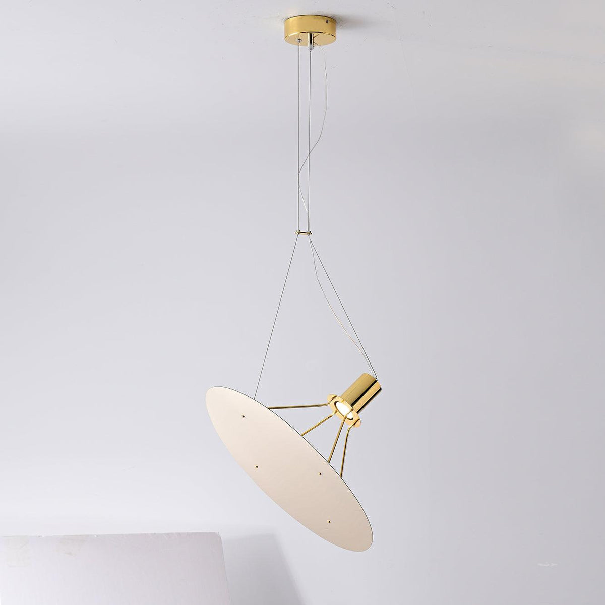 Amisol Designer LED Pendant Light – Minimalist Architectural Illumination
