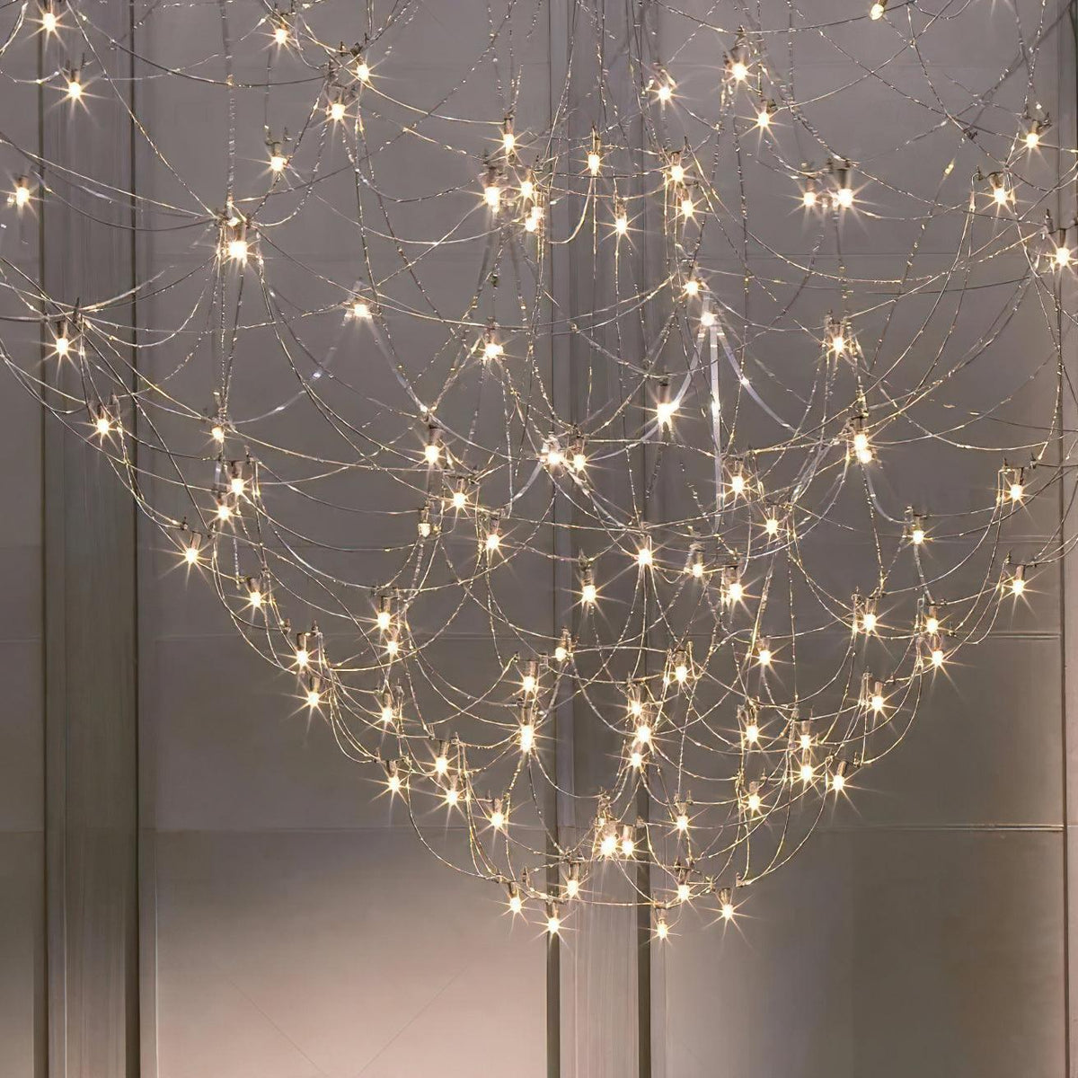 amos-light-group-chandelier