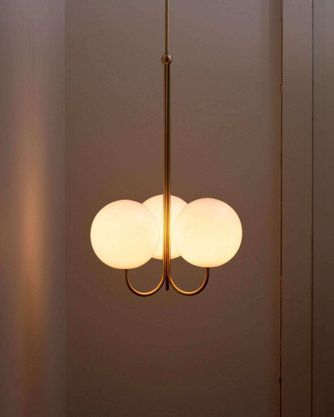 angle-chandelier