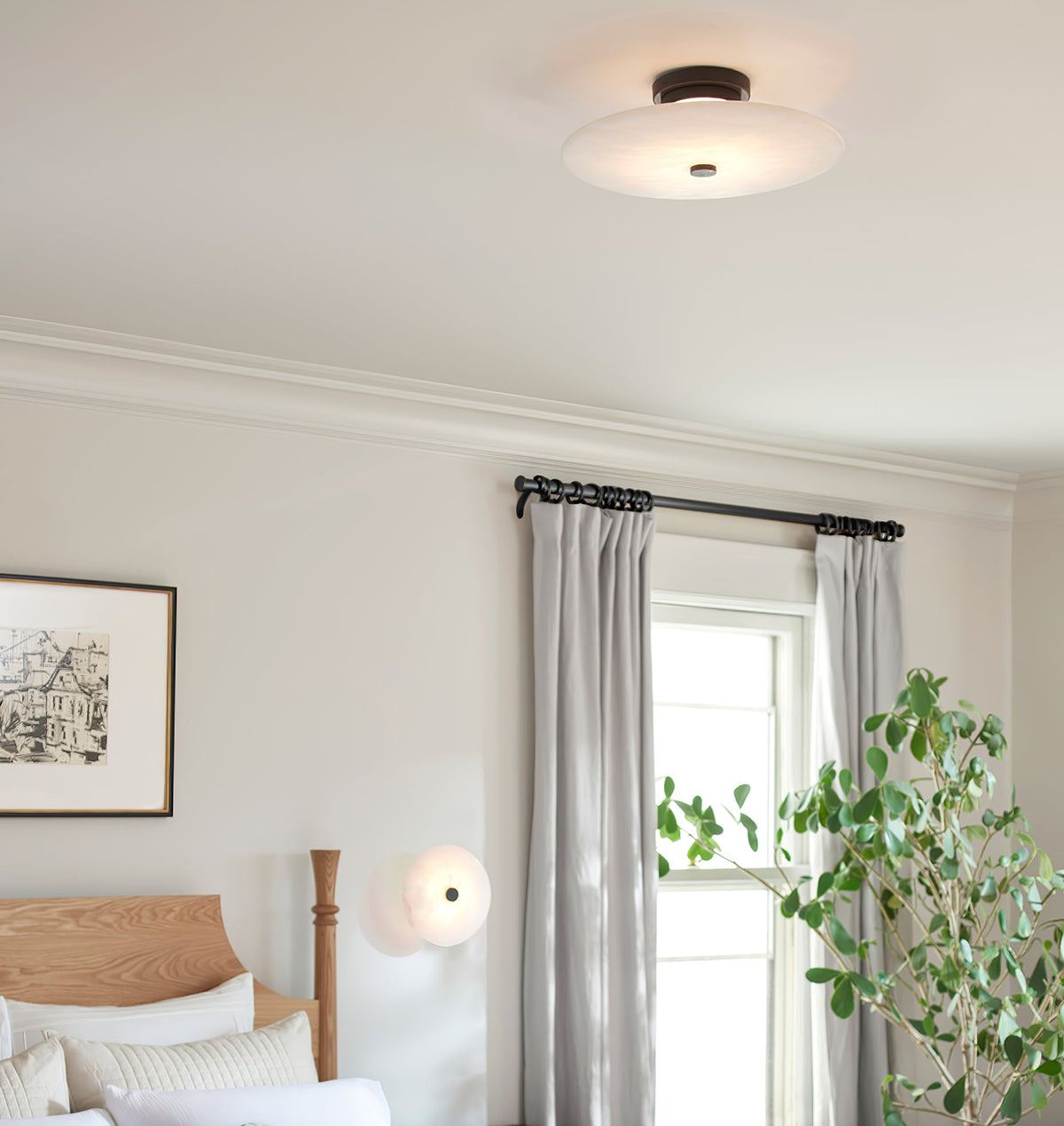 Ankeny Alabaster Wall Sconce in Brass or Black – Hand-Carved Stone LED Wall Light
