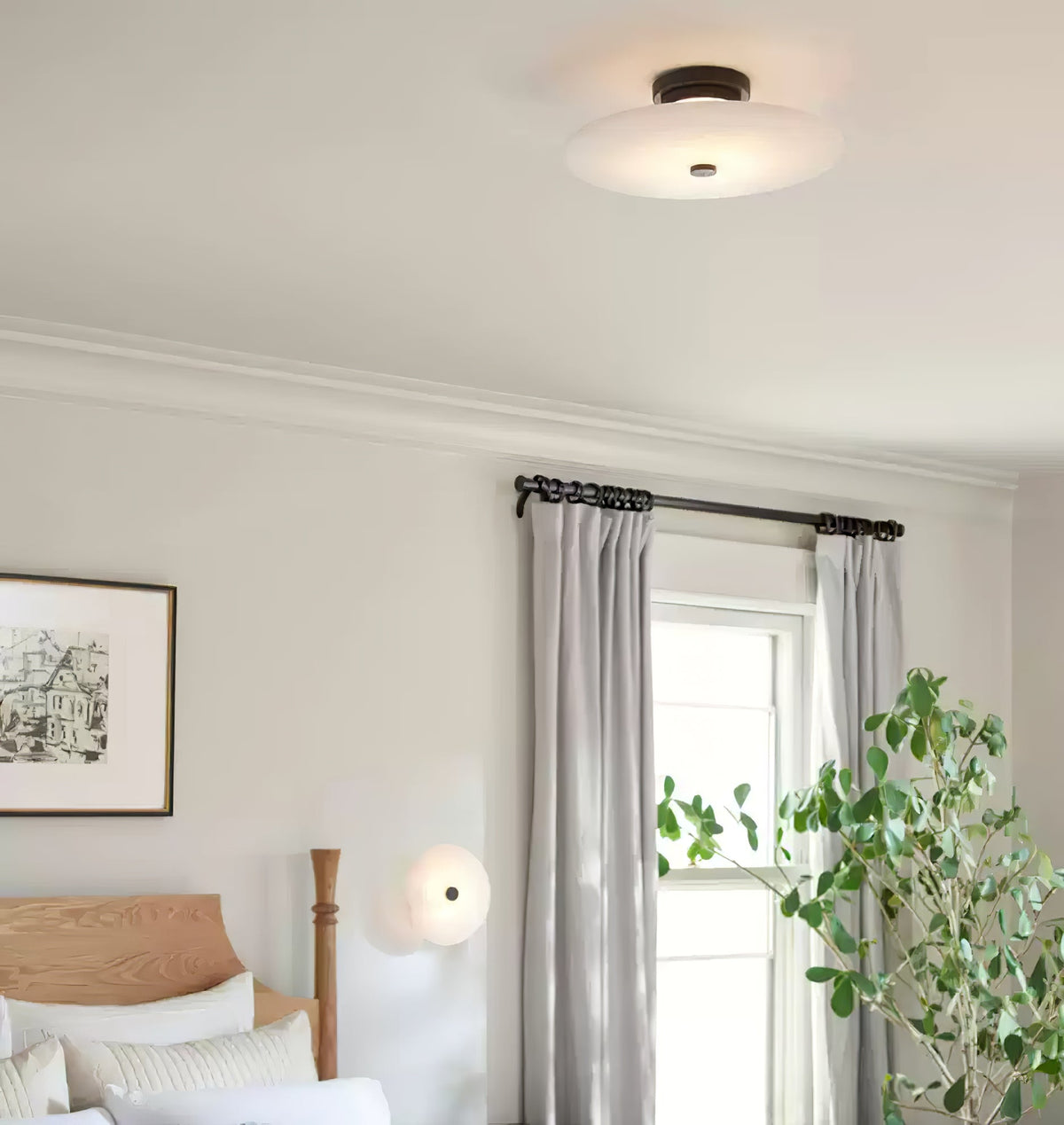 Ankeny Alabaster Wall Sconce in Brass or Black – Hand-Carved Stone LED Wall Light