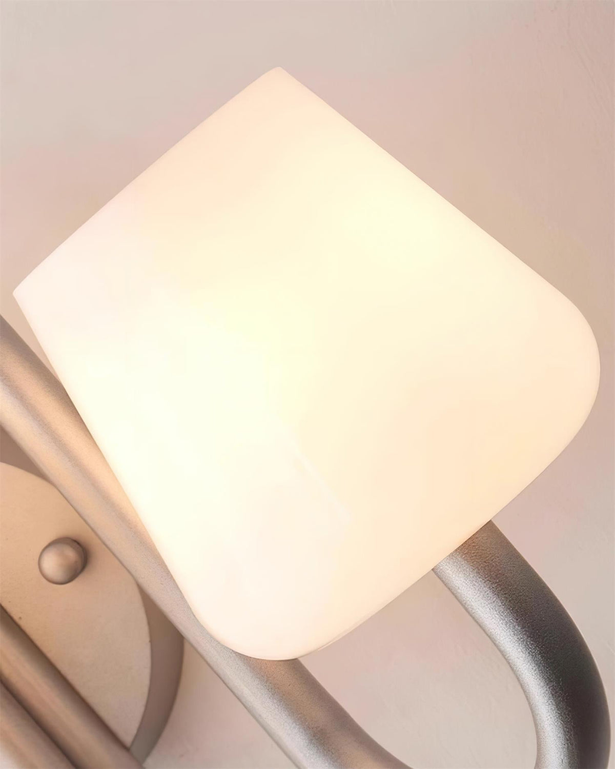 apollo-wall-lamp