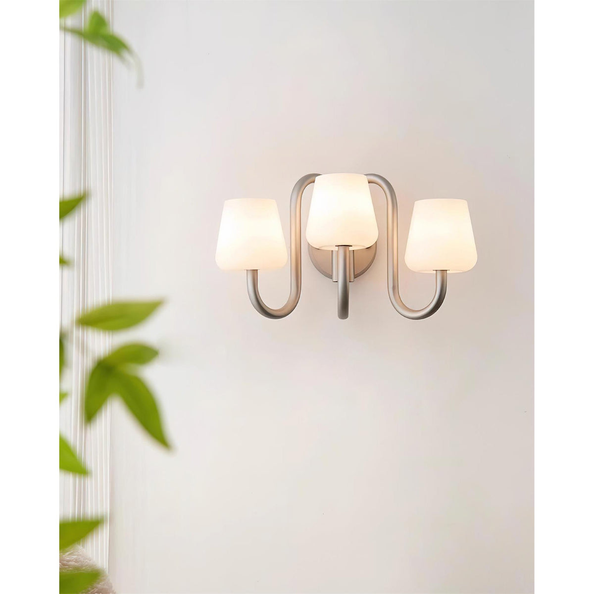 apollo-wall-lamp