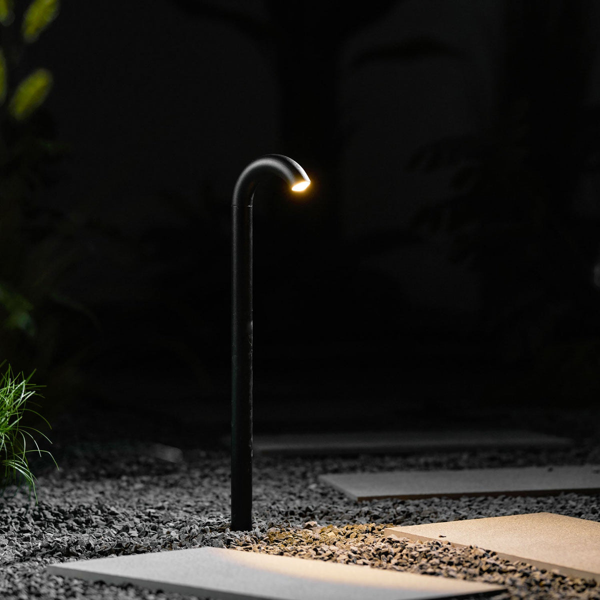 Arcis Modern Outdoor Pathway Light – Sleek LED Landscape Lighting