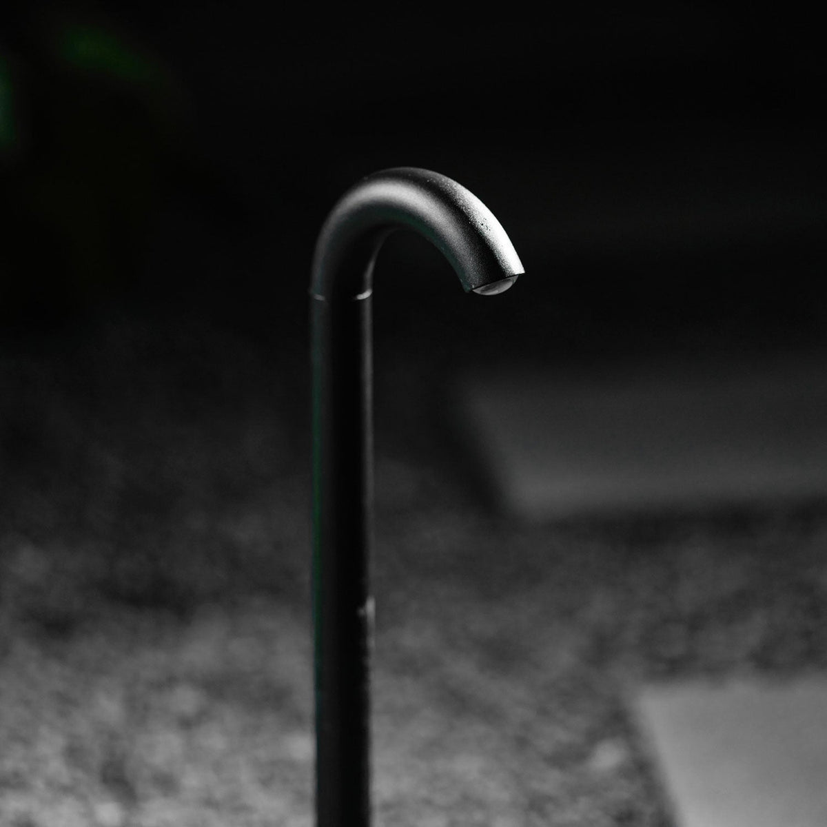 Arcis Modern Outdoor Pathway Light – Sleek LED Landscape Lighting