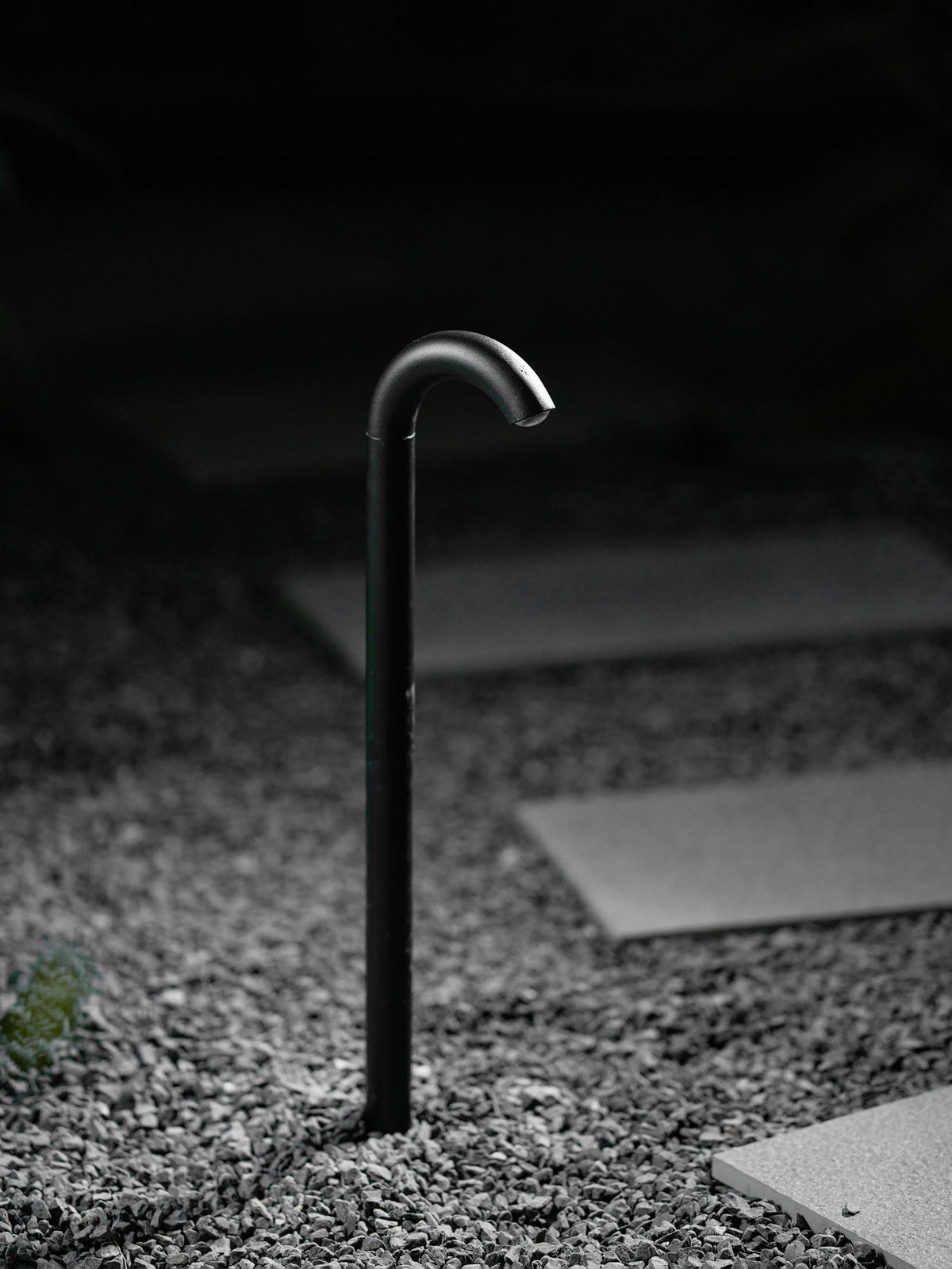 Arcis Modern Outdoor Pathway Light – Sleek LED Landscape Lighting