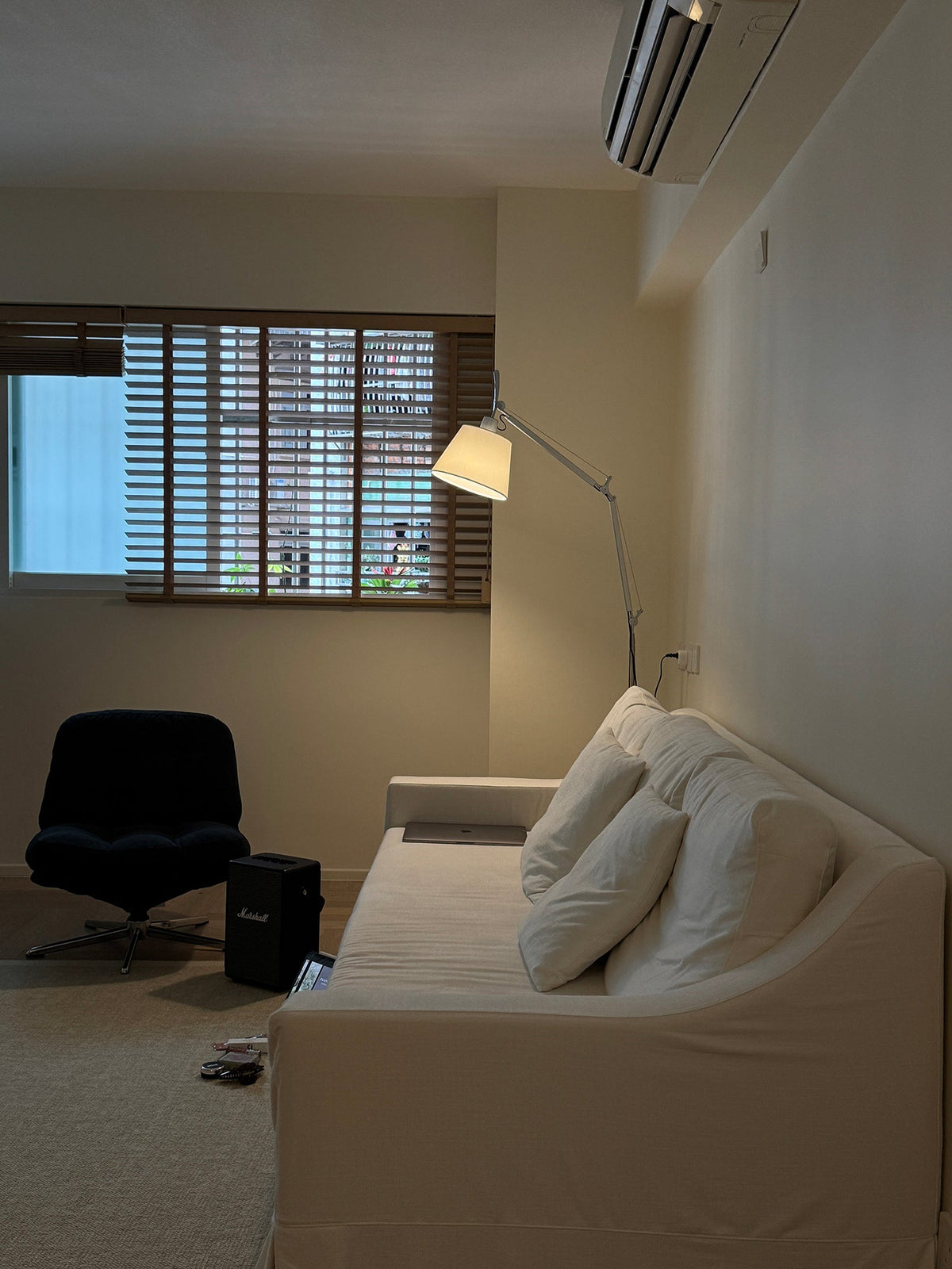 artemide-floor-lamp