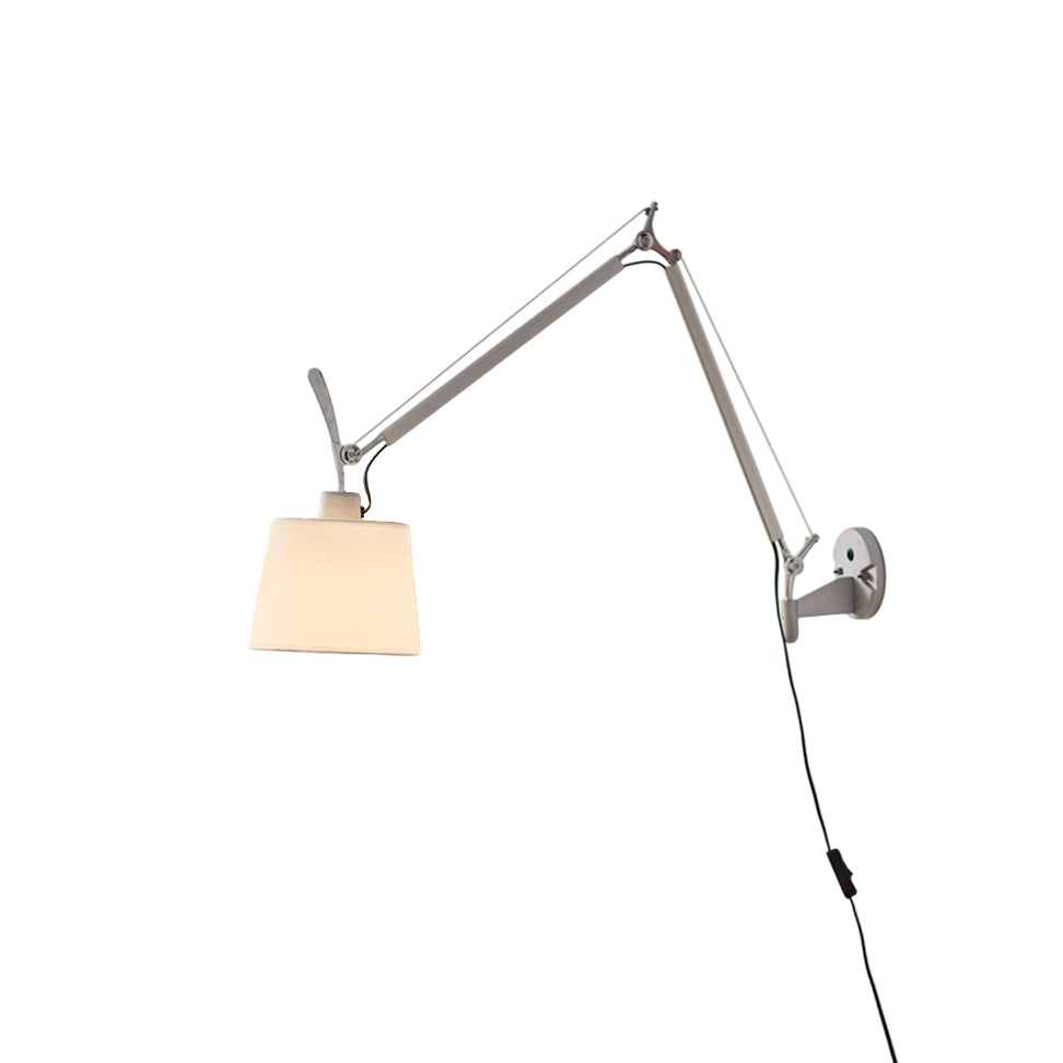 artemide-plug-in-wall-lamp
