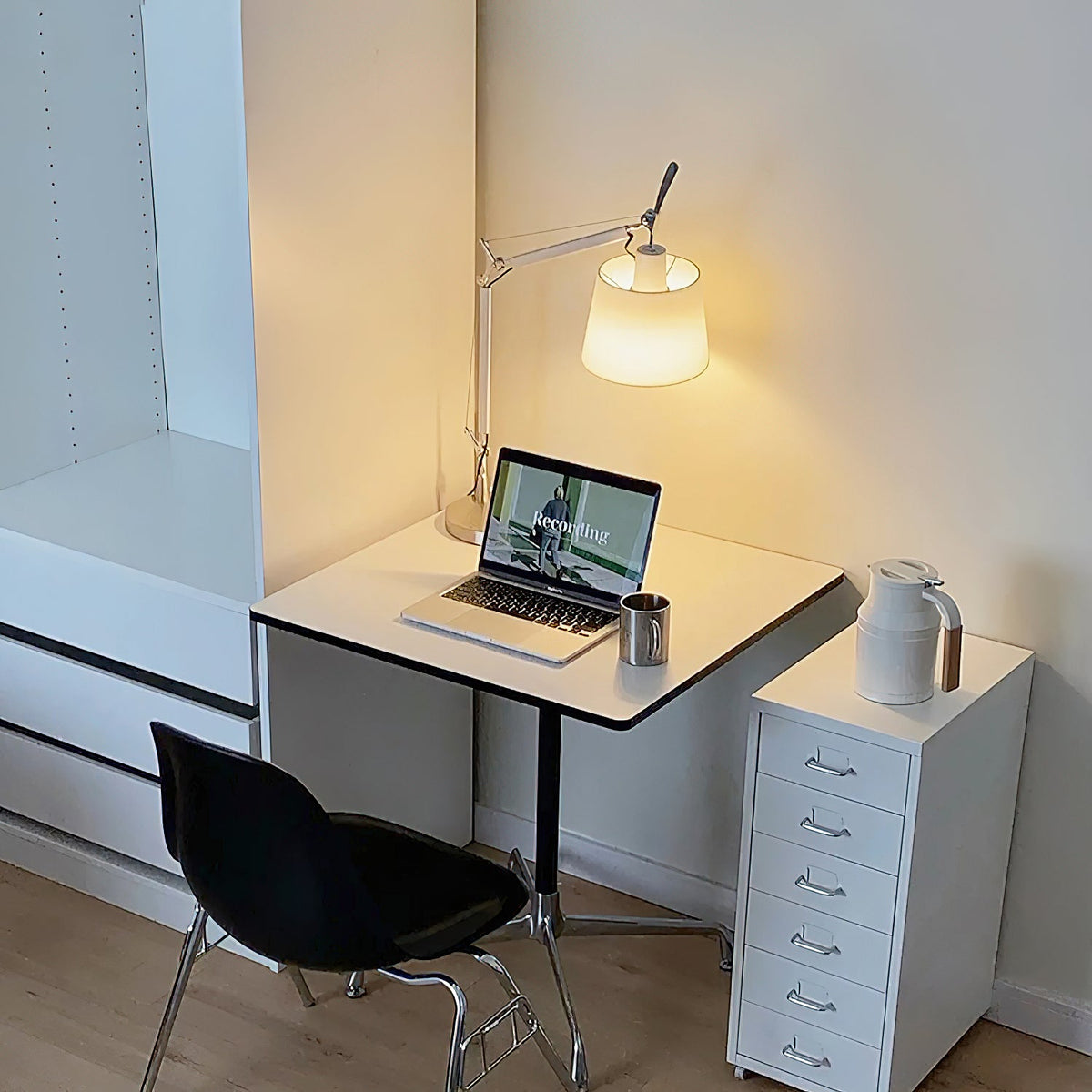 artemide-table-lamp