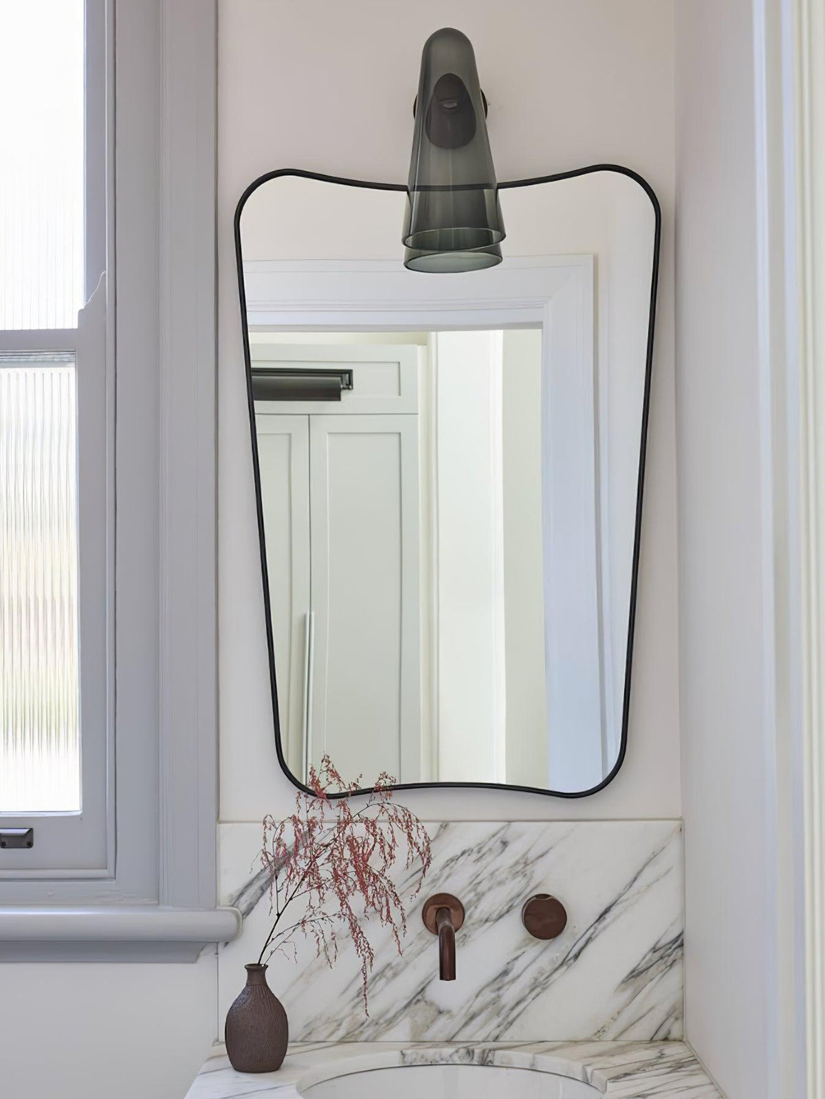 Articolo Conical Glass LED Wall Sconce for Modern Interiors