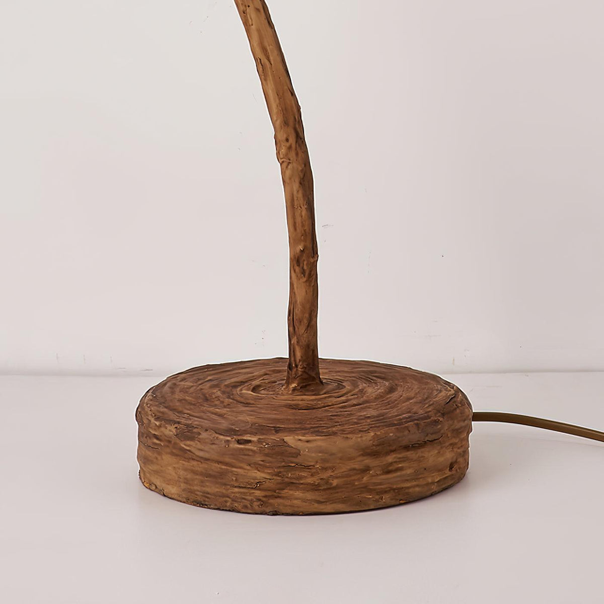 Lotus Leaf Resin Table Lamp with Warm Ambient Glow for Bedside and Living Room