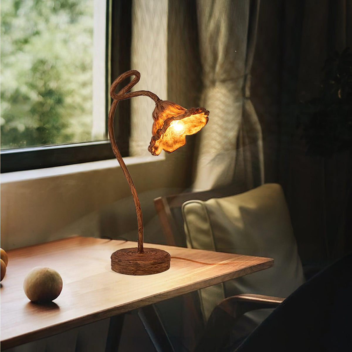 Lotus Leaf Resin Table Lamp with Warm Ambient Glow for Bedside and Living Room