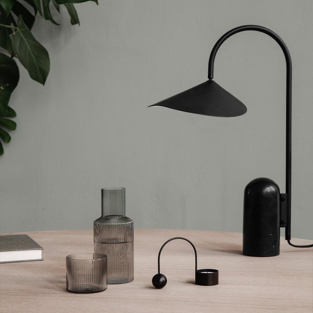 arum-table-lamp